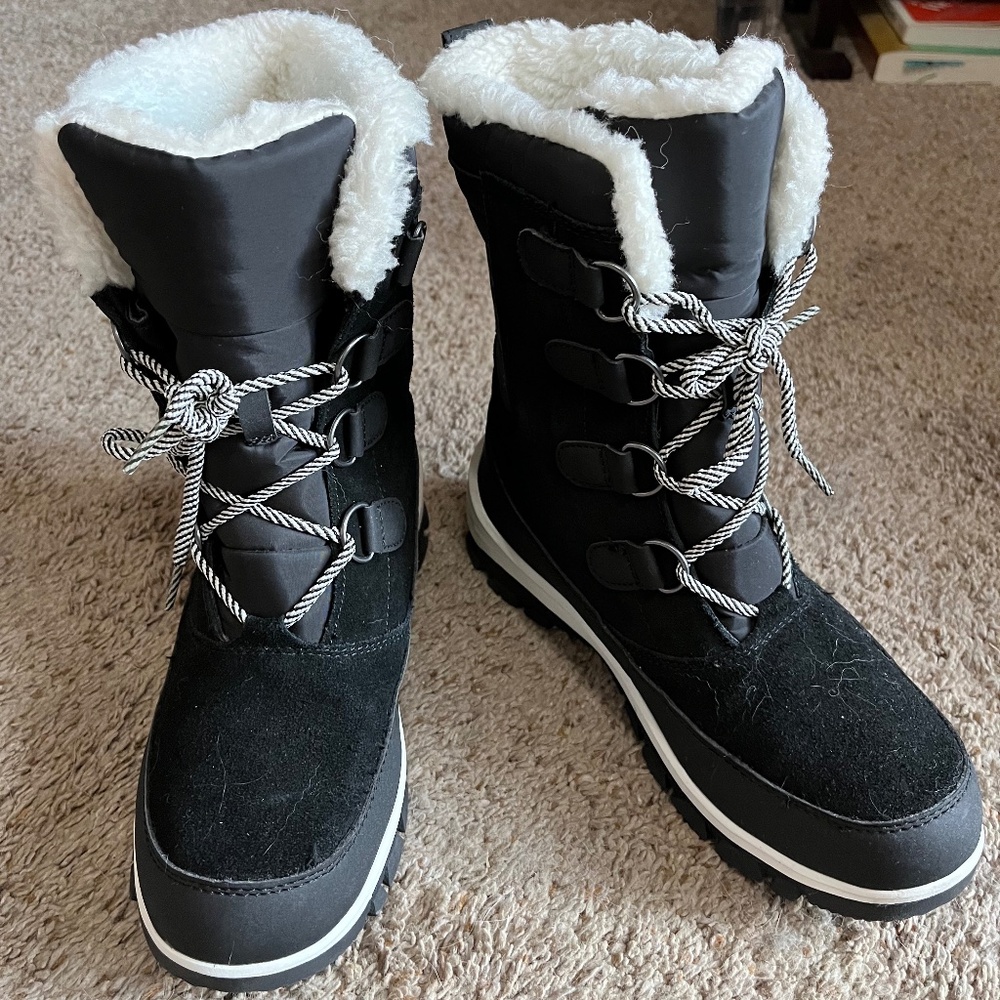 Women''s All in Motion Black Winter Boots- Sz. 7